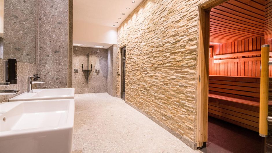 Best Western Premier Central Hotel Leonhard Spa