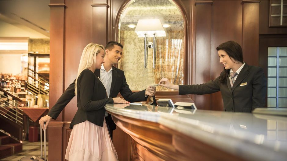 Best Western Premier Hotel Astoria Lobby