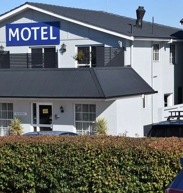 Coachman's Inn Motel