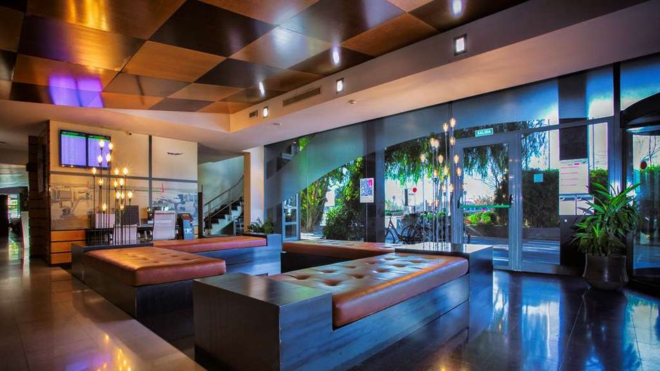 Best Western Plus Hotel Alfa Aeropuerto Lobby