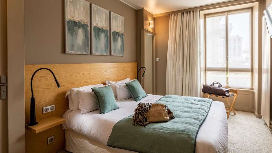Best Western Grand Hotel de Bordeaux Suite