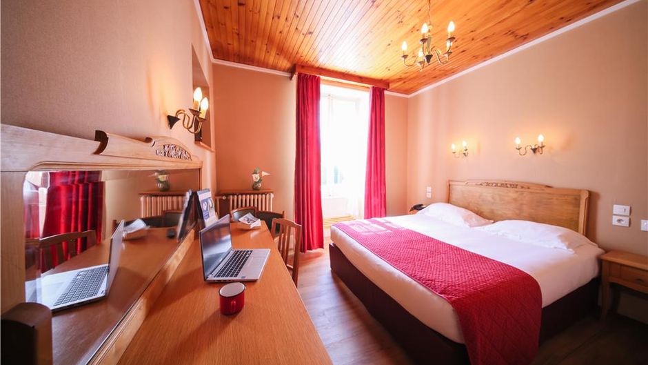Best Western Grand Hotel De Paris Room