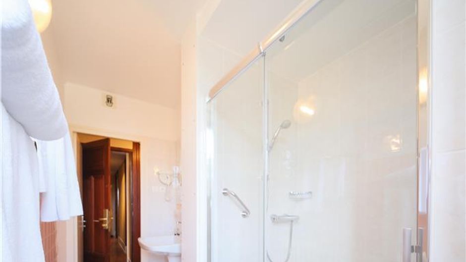 Best Western Grand Hotel De Paris Room