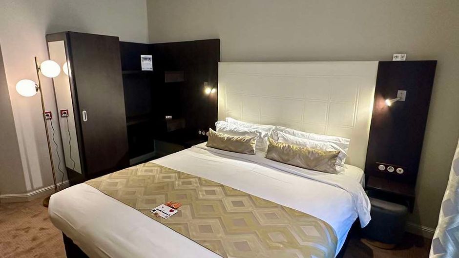 Best Western Empire Elysees Room