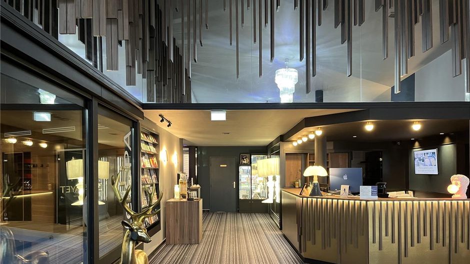 Best Western Lafayette Hotel & Spa Lobby