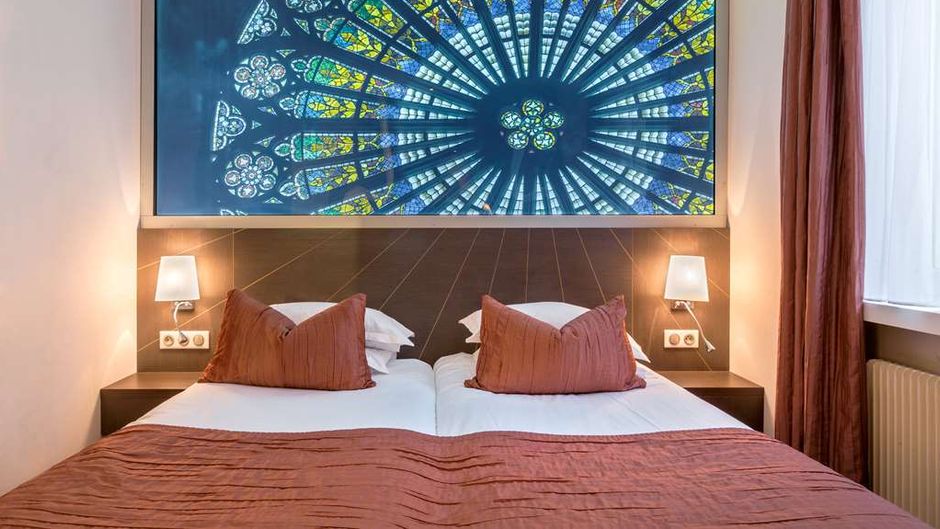 Best Western Plus Monopole Metropole Room