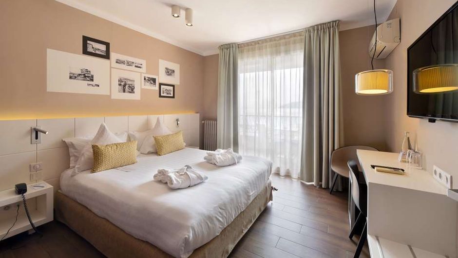 Best Western Plus La Corniche Room