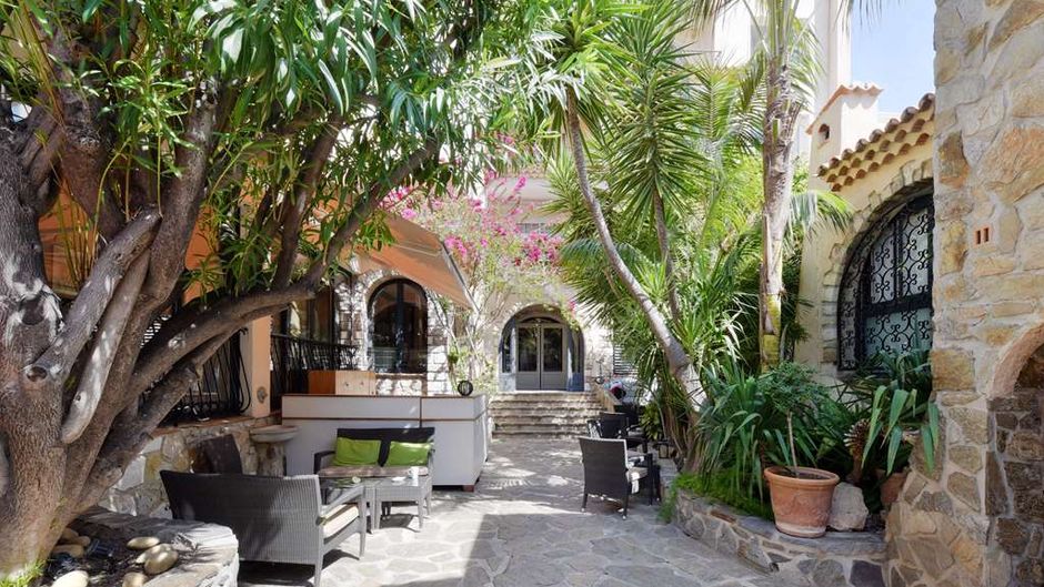 Best Western Plus La Corniche Exterior