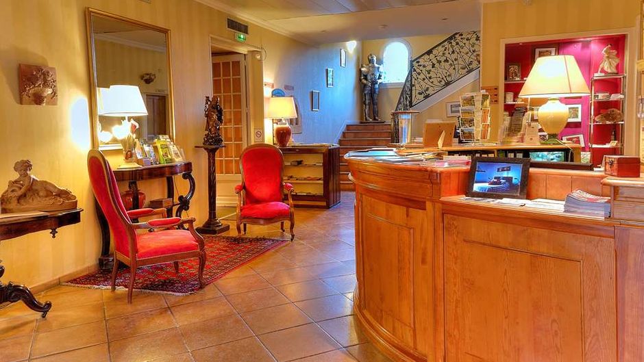 Best Western l'Orangerie Lobby