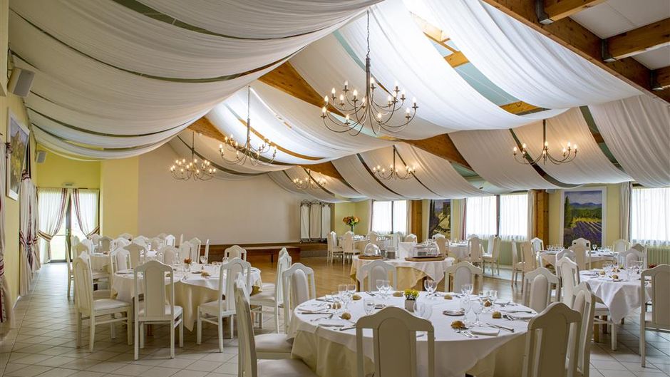 Best Western Le Relais De Laguiole Meeting