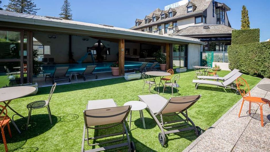 Best Western Le Relais De Laguiole Pool