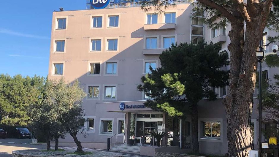 Best Western Marseille Aeroport Exterior