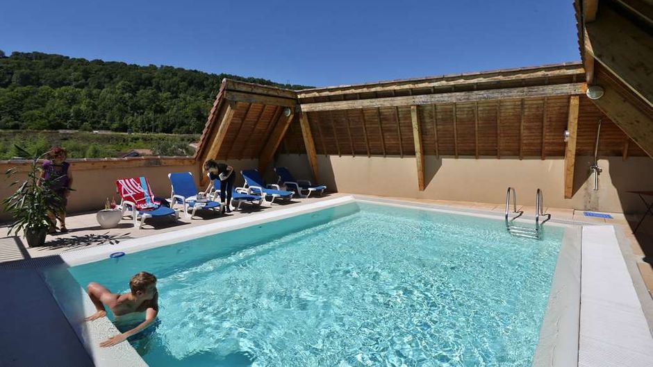 Best Western Hotel Le Pont D'or Pool