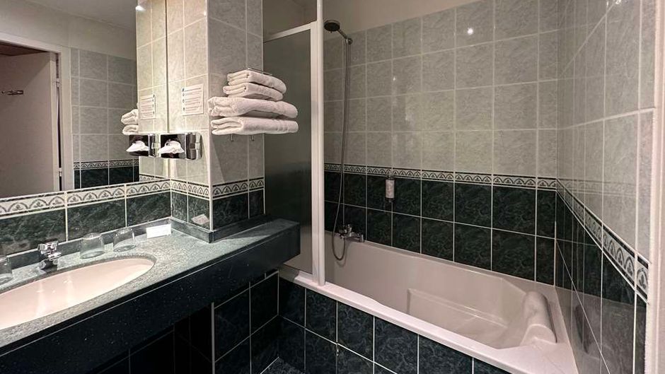 Best Western Hotel Le Pont D'or Room