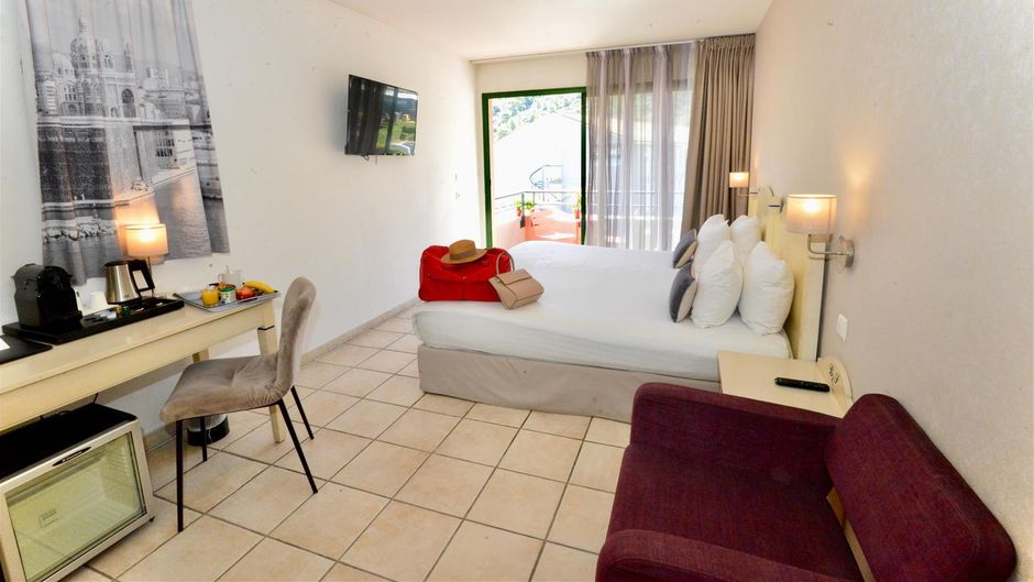 Sure Hotel Gemenos en Provence Room