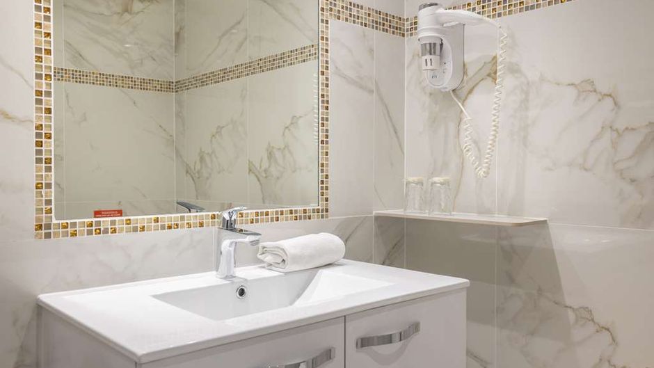 Best Western Lakmi Nice Suite