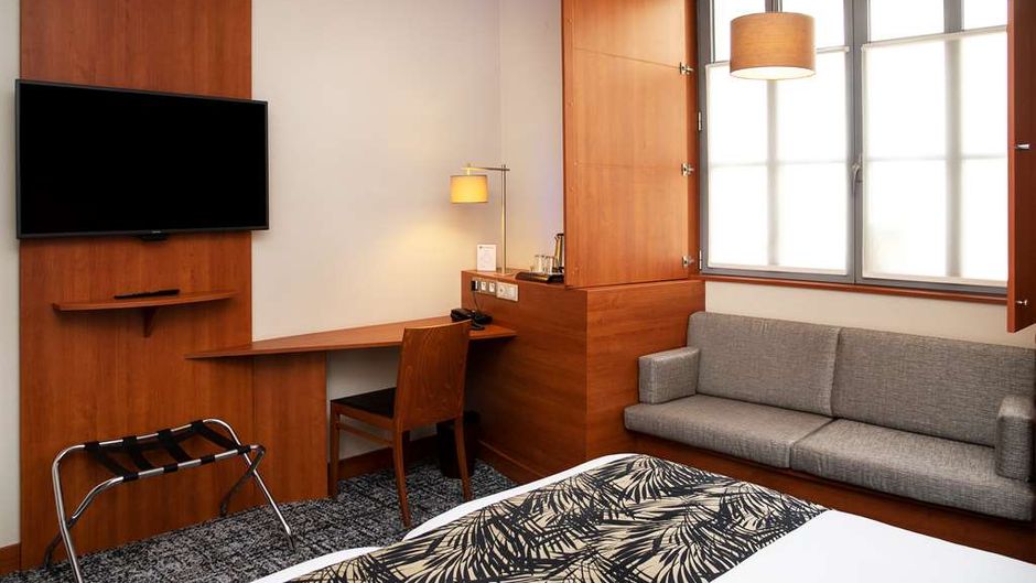 Best Western Hotel Colbert Room