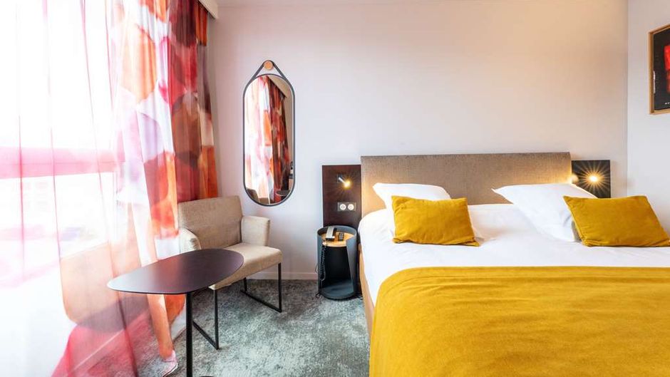Best Western Premier Le Masq Hotel Room