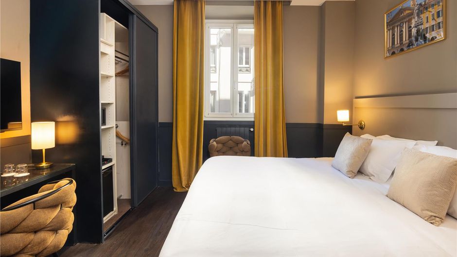 Best Western Plus Hotel de Madrid Room