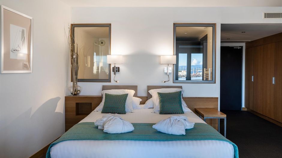 Best Western Premier Vieux Port Room