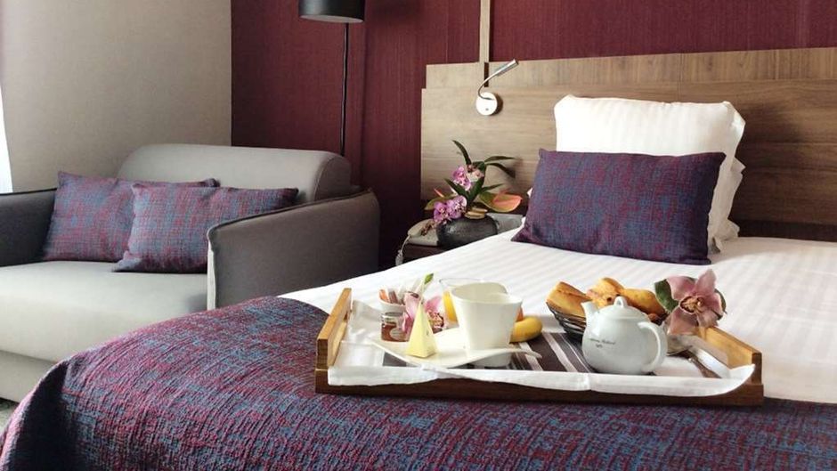 Best Western Hotel Le Duguesclin Room