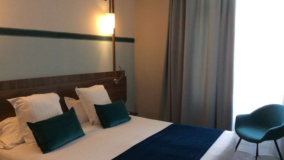 Best Western Hotel Le Duguesclin Suite