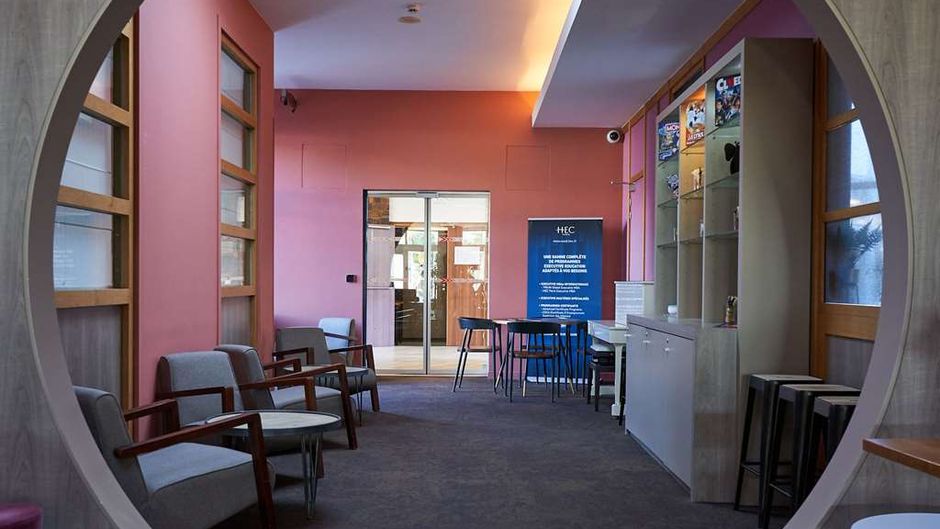 Best Western Plus Paris Saclay Lobby