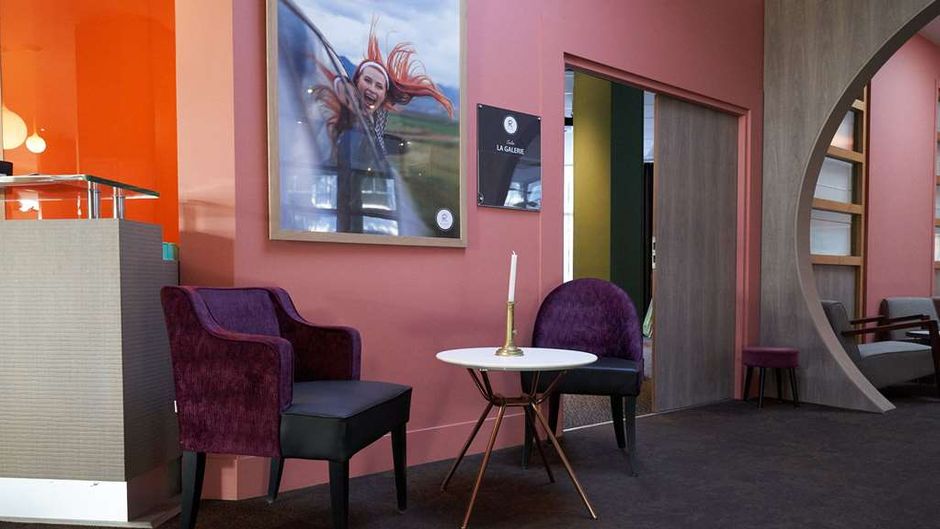 Best Western Plus Paris Saclay Lobby