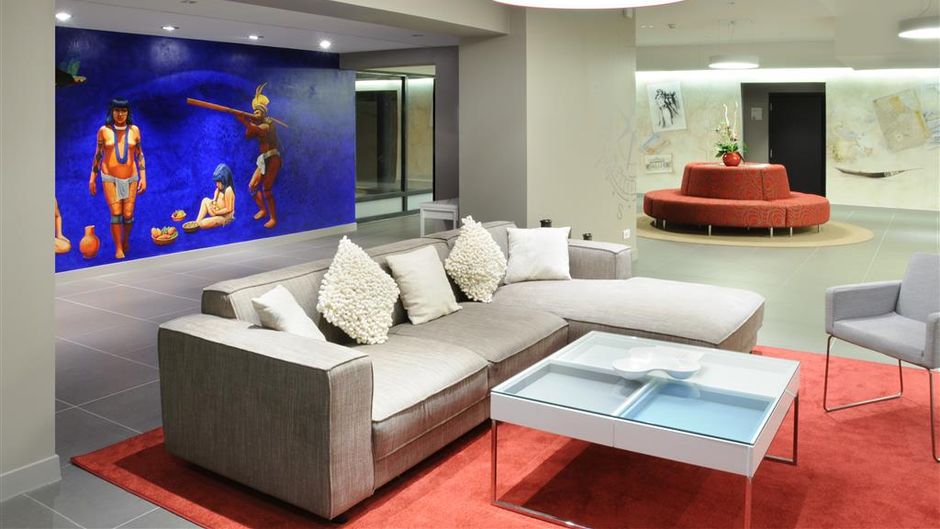 Best Western Plus Hotel de Chassieu Lobby