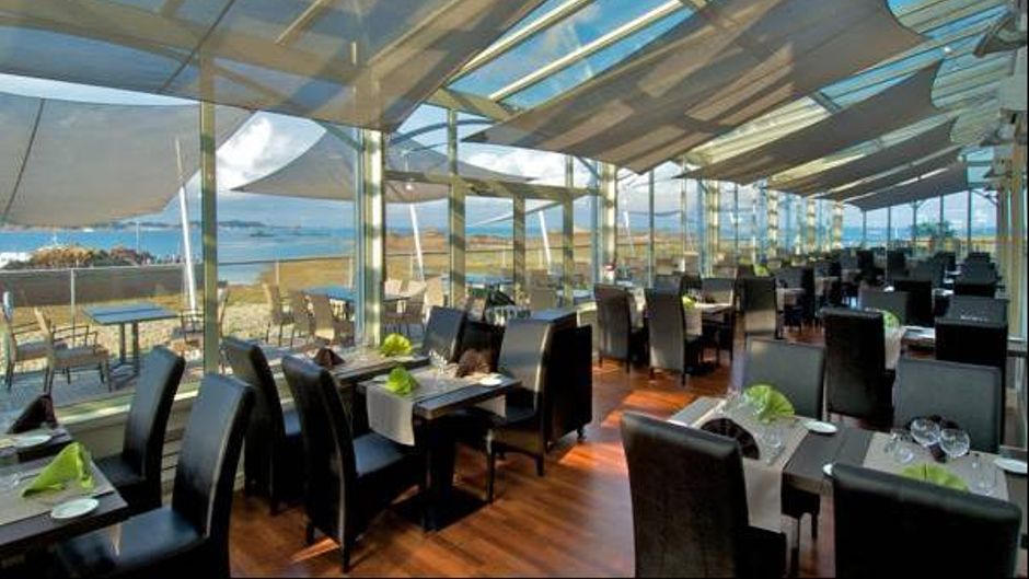 Best Western Plus Les Terrasses de Breha Restaurant