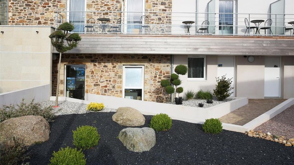 Best Western Plus Les Terrasses de Breha Exterior
