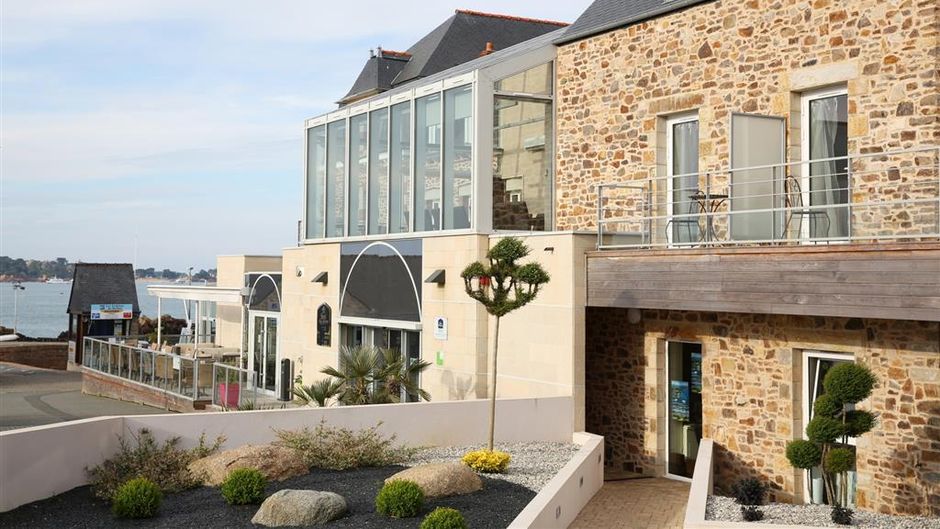 Best Western Plus Les Terrasses de Breha Exterior