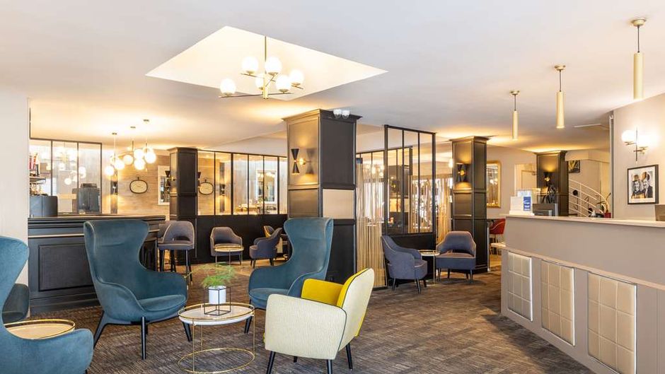 Best Western Plus L'Artist Hotel Lobby