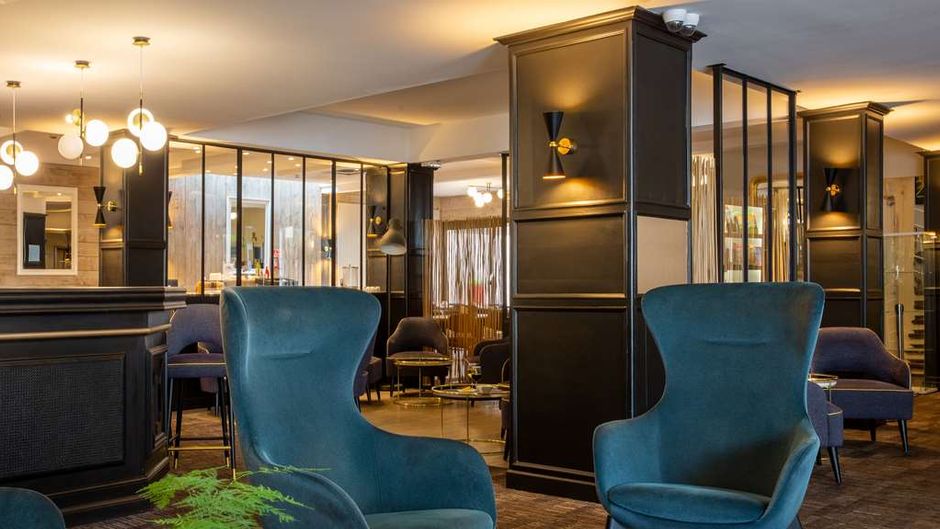 Best Western Plus L'Artist Hotel Lobby