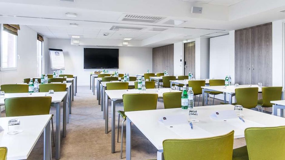 Best Western Plus Paris Velizy Meeting