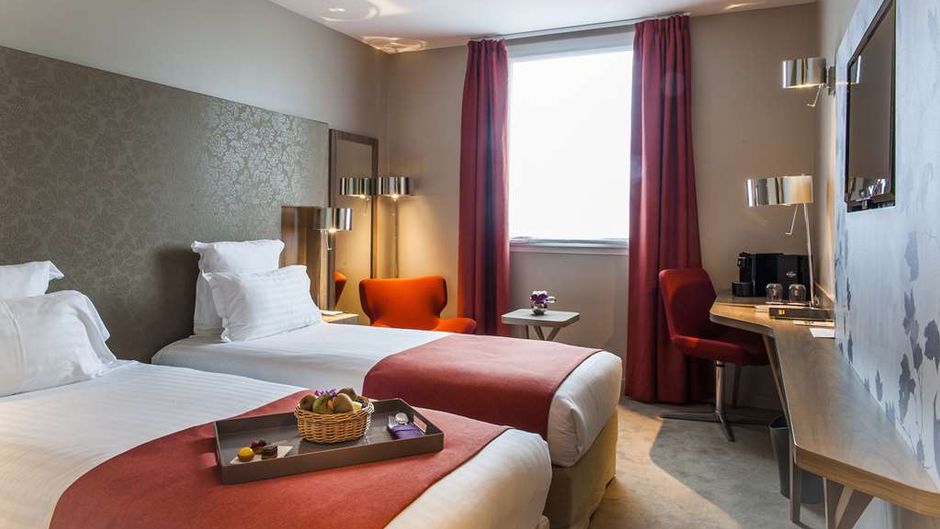 Best Western Plus Paris Velizy Room
