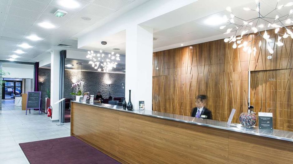 Best Western Plus Paris Velizy Lobby