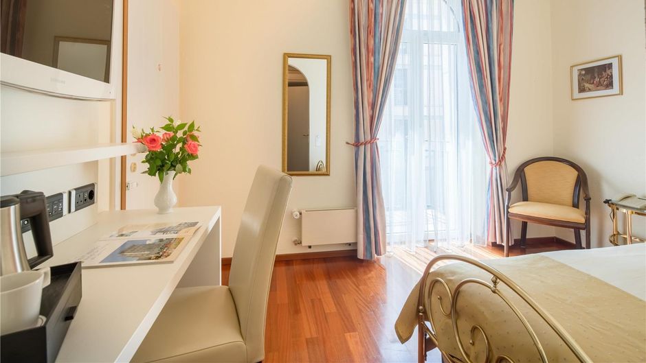 Best Western Hotel Bellevue au Lac Room