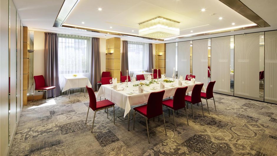 Best Western Plus Arosa Hotel Ballroom