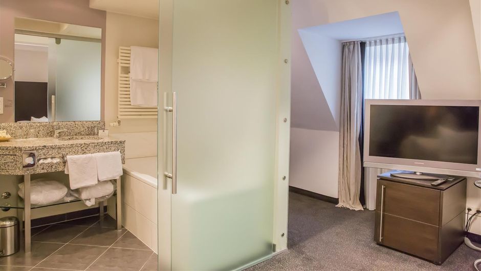 Best Western Premier Hotel Rebstock Room