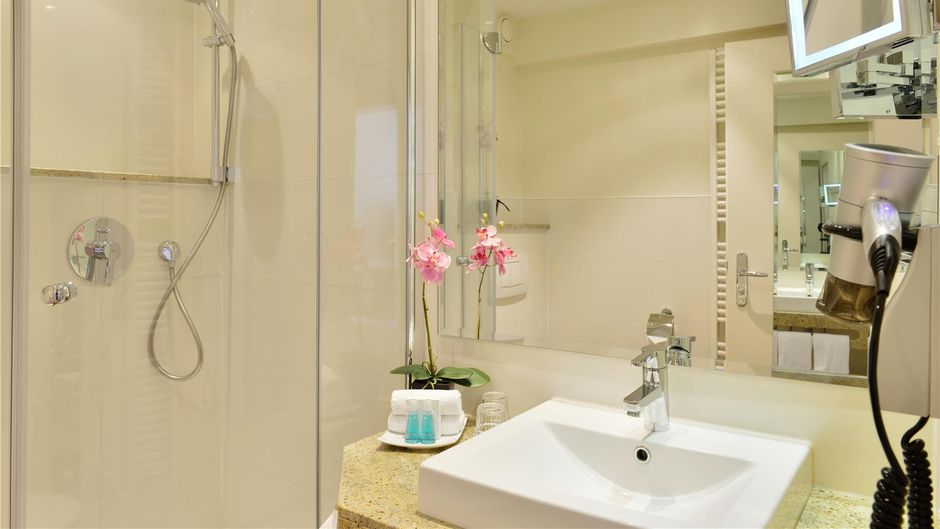 Best Western Premier Alsterkrug Hotel Room