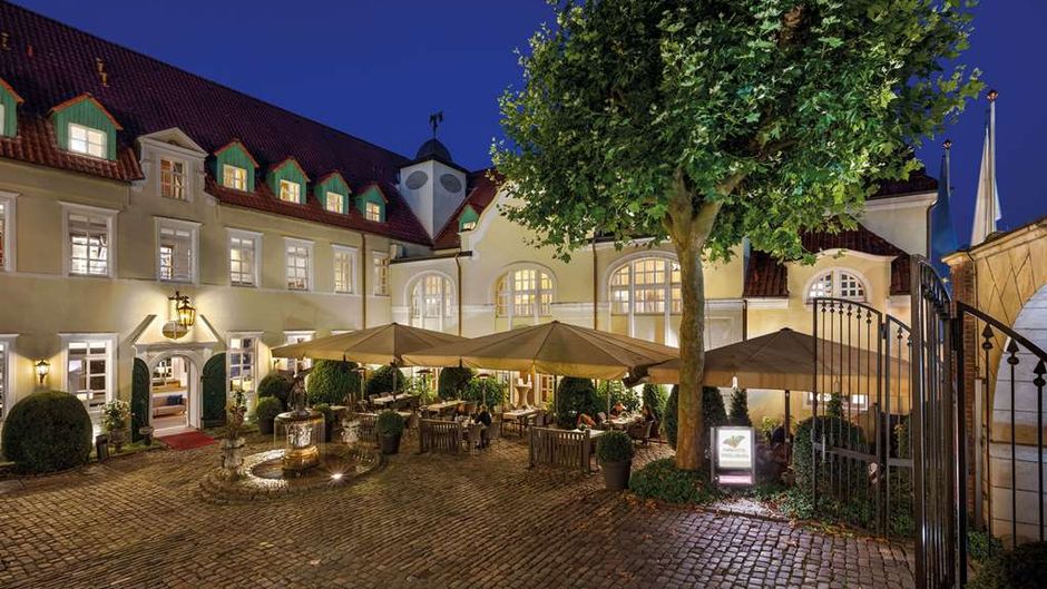 Best Western Premier Parkhotel Engelsburg Exterior