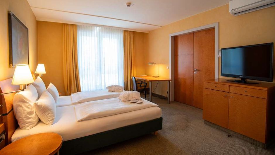 Best Western Premier Airport Htl Fontane Other