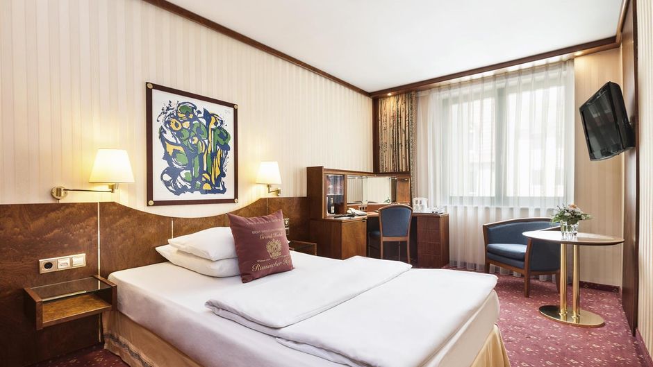 Best Western Premier Grand Hotel Room