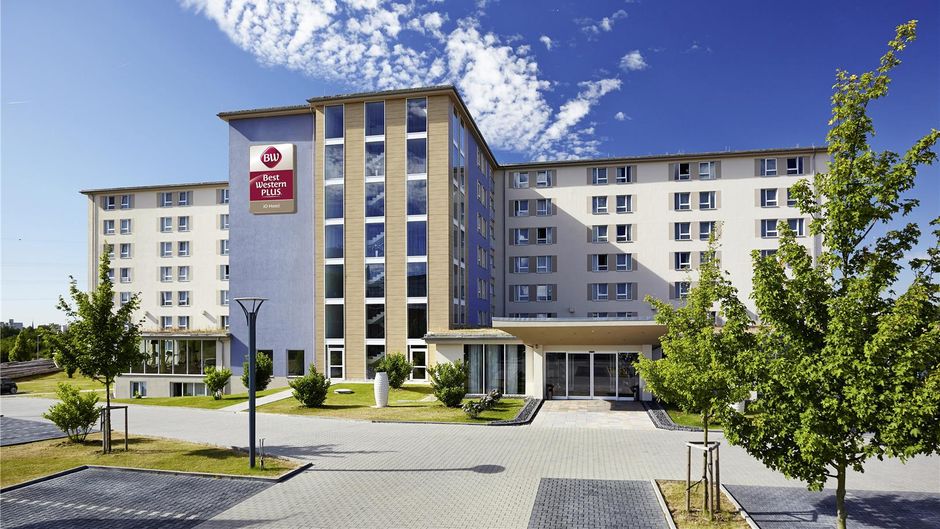 Best Western Plus iO Hotel Exterior