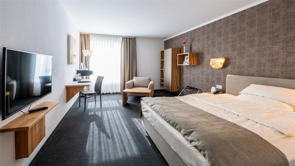 Best Western Plus iO Hotel Room
