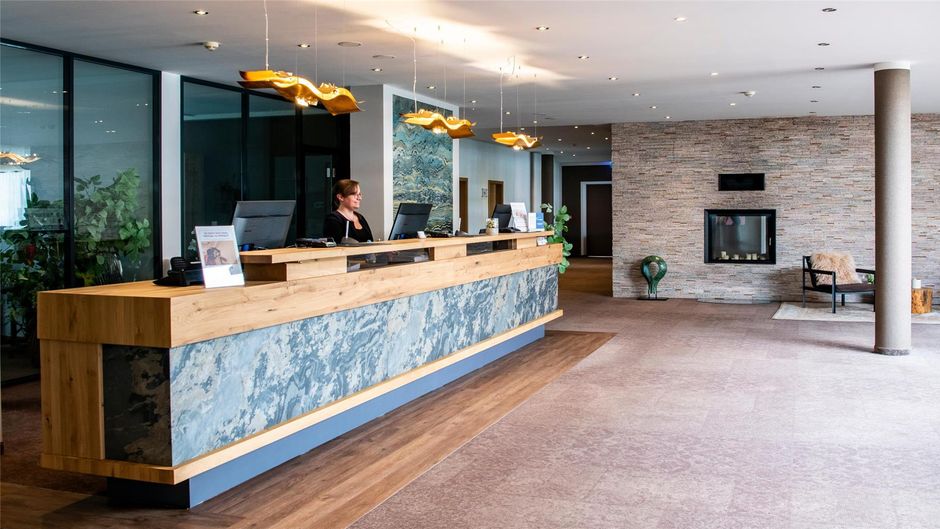 Best Western Plus iO Hotel Lobby