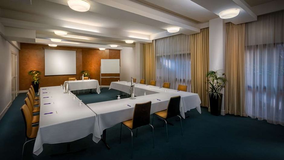 Best Western Plus Travel Inn Hotel Meeting