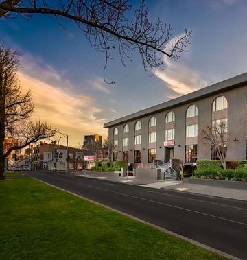 Best Western Plus Travel Inn Hotel