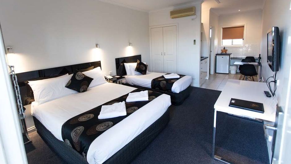 Best Western Mill Park Motel Room